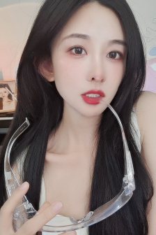 一边亲着一面膜的免费版电视