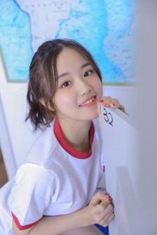 韩国年轻的母亲